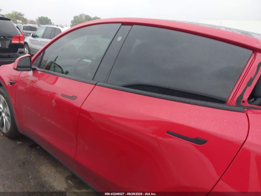 2023 Tesla Model Y Awd/Long Range Dual Motor All-Wheel Drive VIN: 7SAYGDEE7PF684568 Lot: 43249327