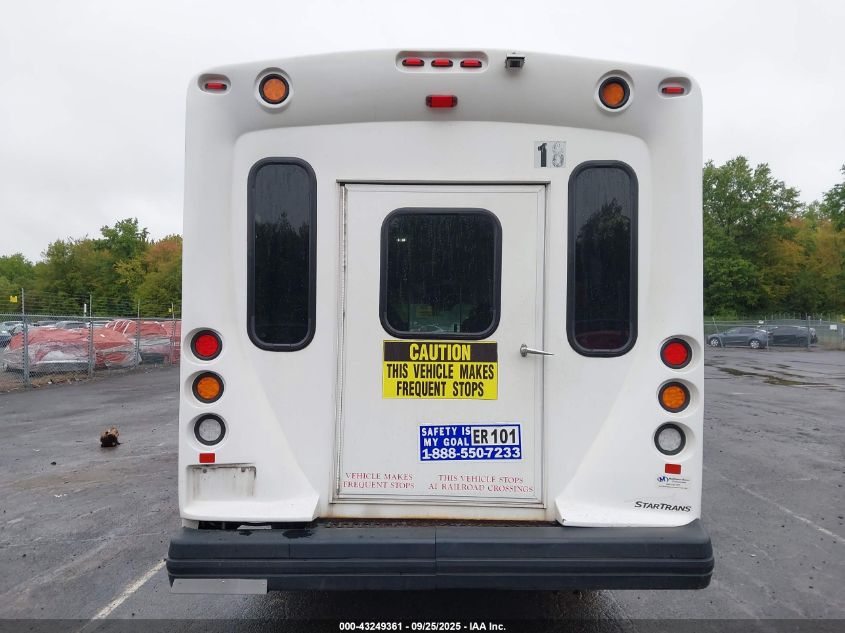 2017 Ford E-350 Cutaway VIN: 1FDEE3FS1HDC62823 Lot: 43249361