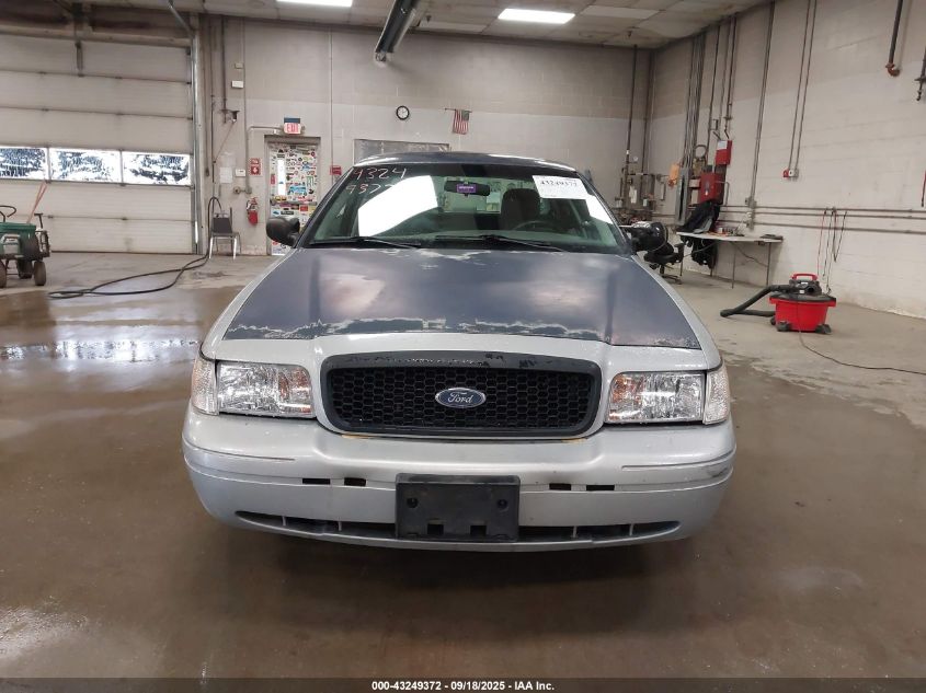 2003 Ford Crown Victoria Police VIN: 2FAFP71W23X123974 Lot: 43249372