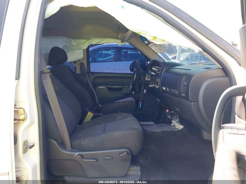 2013 CHEVROLET SILVERADO 1500 LT - 3GCPCSE03DG152981