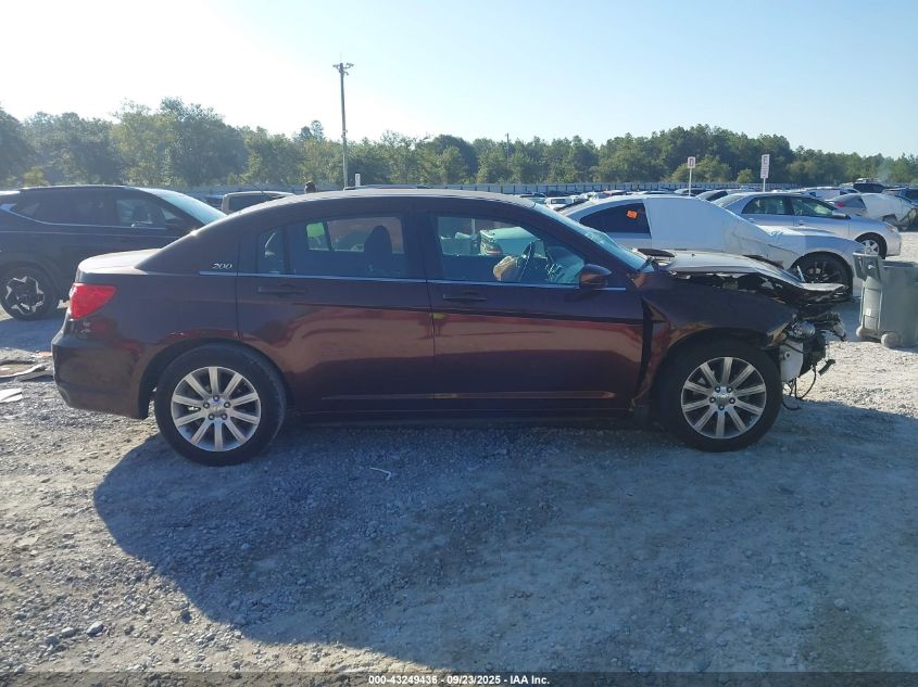 2013 Chrysler 200 Touring VIN: 1C3CCBBB1DN553834 Lot: 43249436