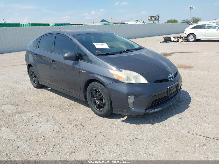 TOYOTA PRIUS THREE