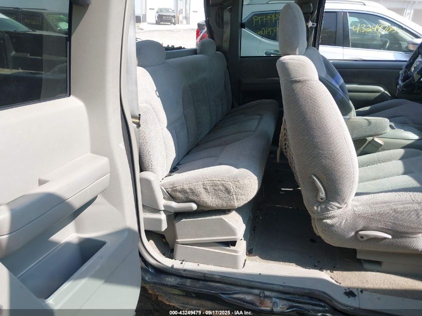 1997 GMC Sierra K1500 VIN: 2GTEK19R0V1560443 Lot: 43249479