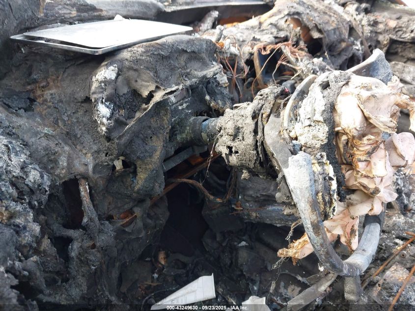 2012 Jeep Grand Cherokee Srt8 VIN: 1C4RJFDJ8CC304223 Lot: 43249630