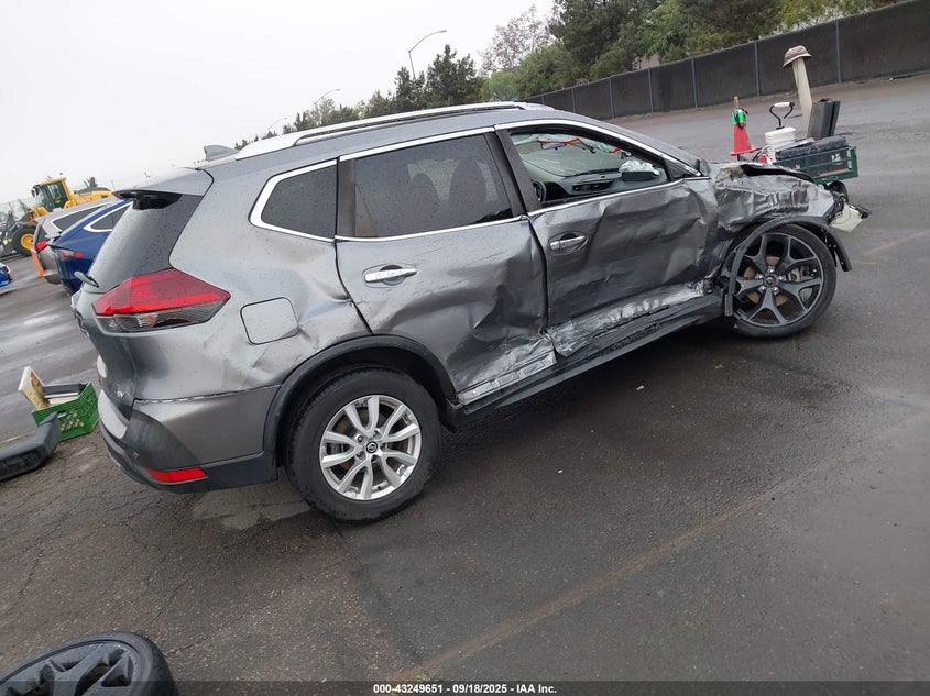 2020 NISSAN ROGUE SV FWD - KNMAT2MT7LP532806