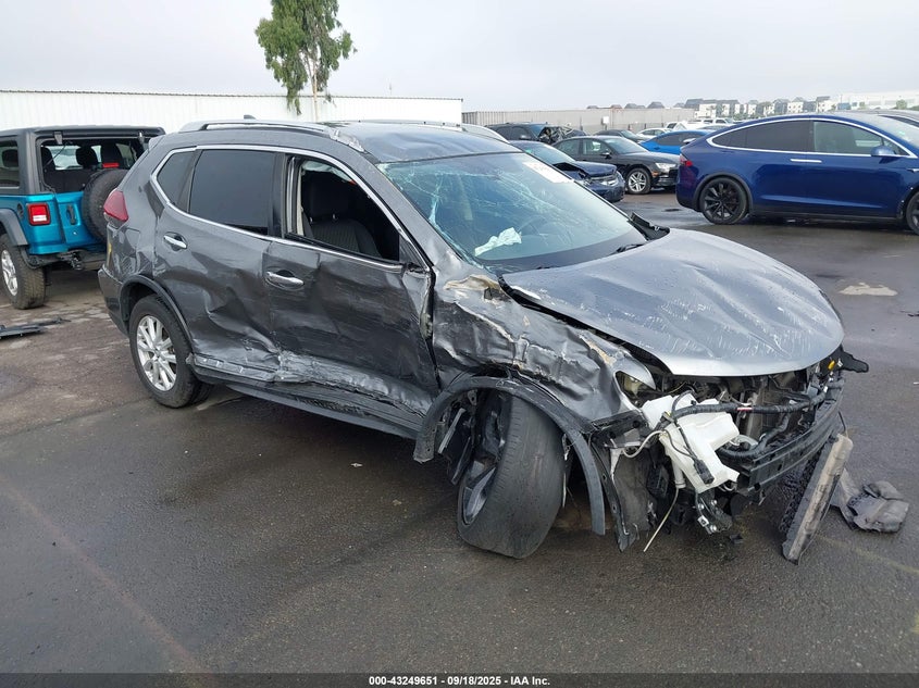 2020 NISSAN ROGUE SV FWD - KNMAT2MT7LP532806