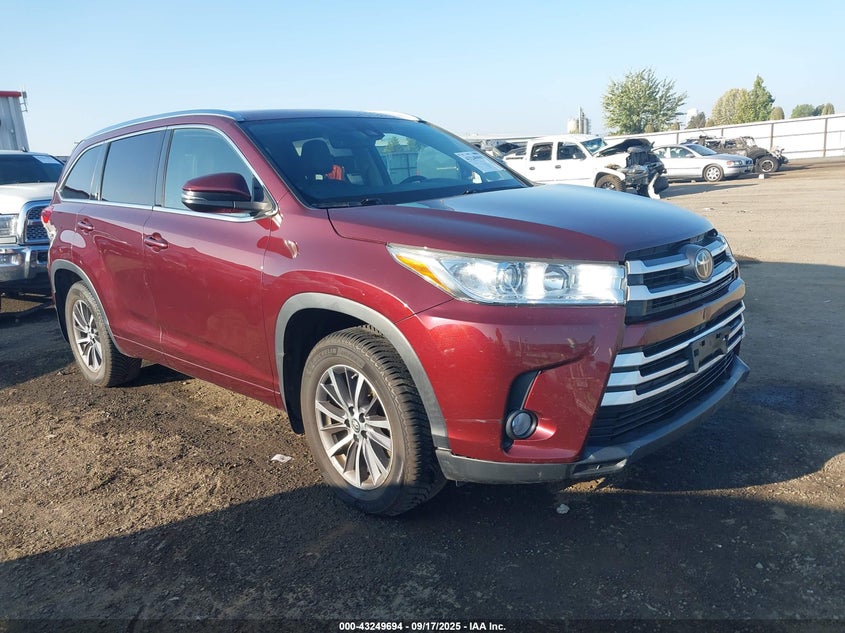 TOYOTA HIGHLANDER XLE