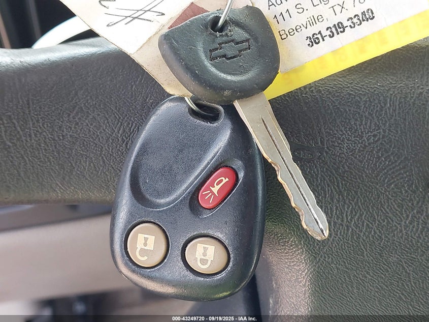 2003 Chevrolet Tahoe Ls VIN: 1GNEC13V13R253393 Lot: 43249720