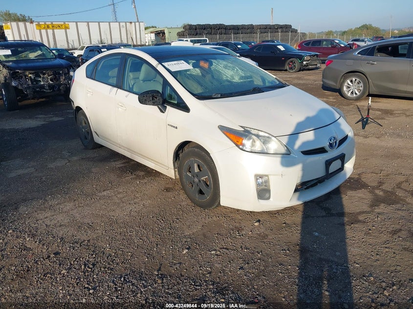 TOYOTA PRIUS IV