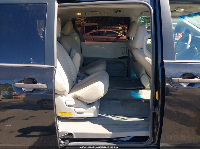 2013 Toyota Sienna L V6 7 Passenger VIN: 5TDZK3DC5DS295686 Lot: 43249851