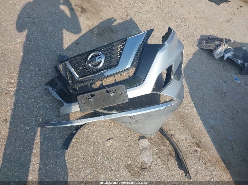 2017 Nissan Rogue S VIN: KNMAT2MT7HP568180 Lot: 43249863