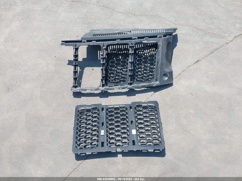 2015 Jeep Grand Cherokee High Altitude VIN: 1C4RJFCG3FC939764 Lot: 43249953