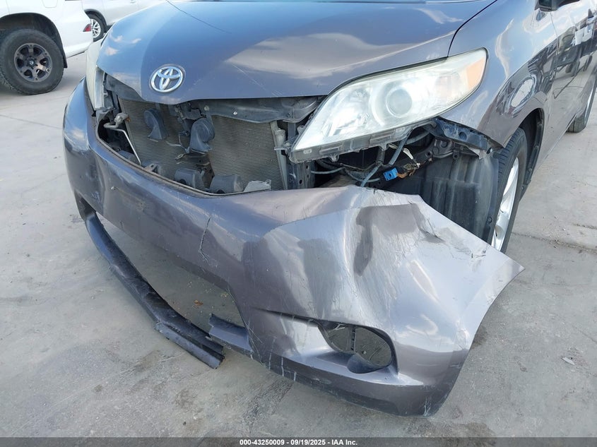 2012 Toyota Sienna Le V6 8 Passenger VIN: 5TDKK3DC2CS180463 Lot: 43250009