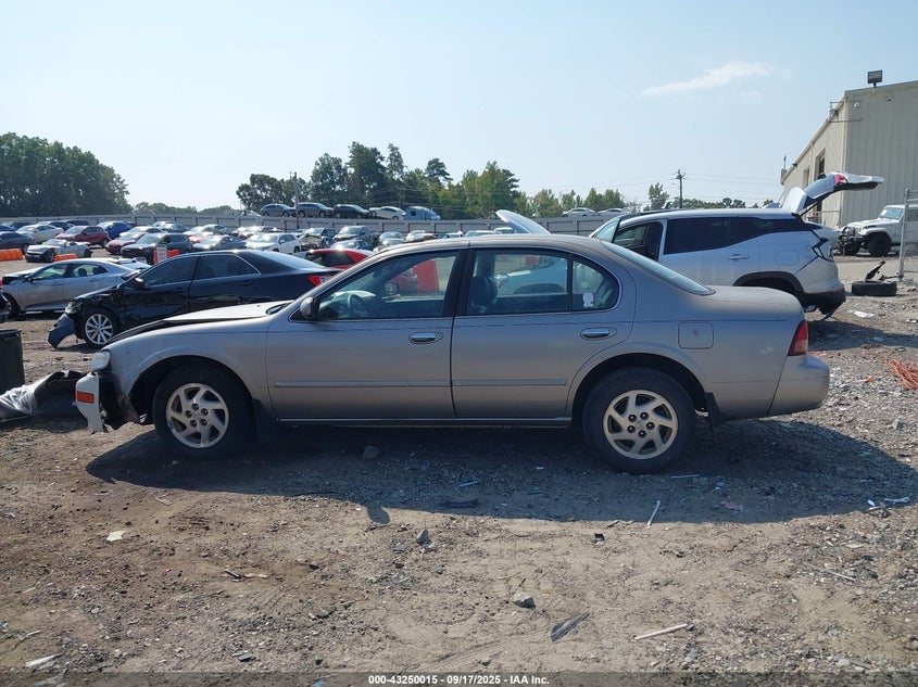 1998 Nissan Maxima Gle/Gxe/Se VIN: JN1CA21D2WT532481 Lot: 43250015