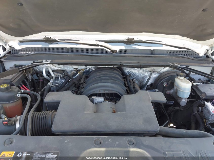 2016 GMC YUKON SLT - 1GKS2BKC1GR239766