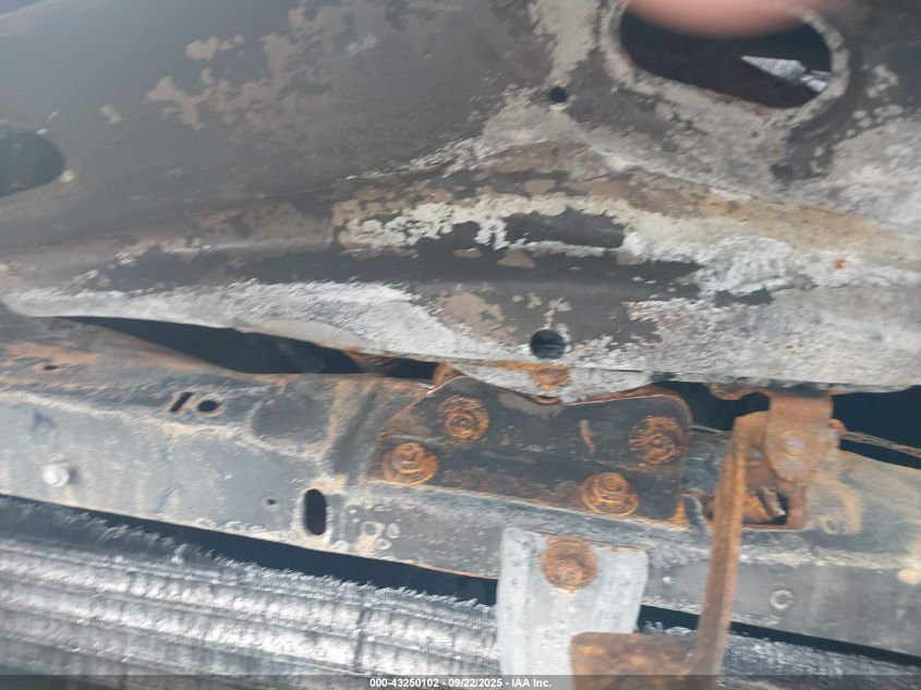 2000 Chevrolet Astro VIN: 1GNEL19WXYB160534 Lot: 43250102