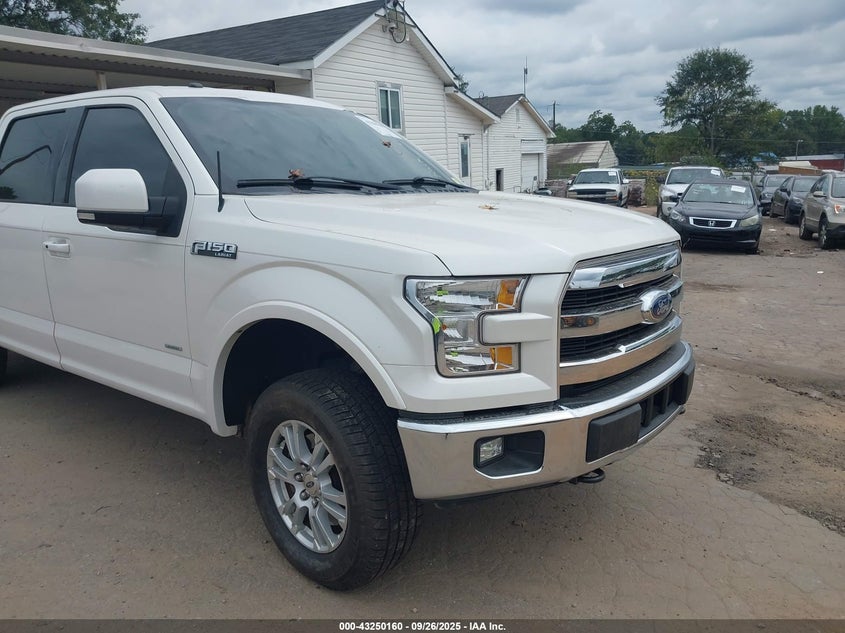 FORD F-150 LARIAT