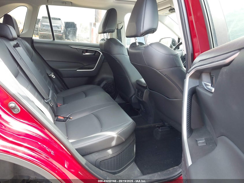 2024 TOYOTA RAV4 HYBRID XLE PREMIUM - 2T3B6RFV6RW074787