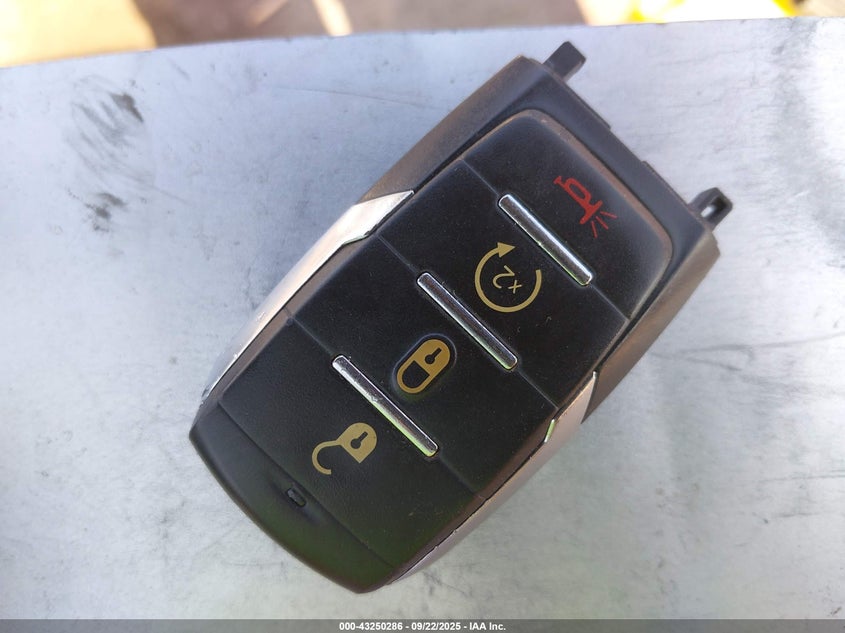 2020 Ram 1500 Laramie 4X2 5'7 Box VIN: 1C6RREJT1LN304942 Lot: 43250286