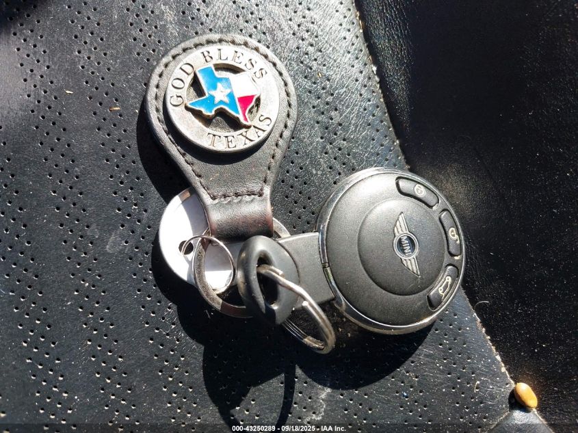 2012 Mini Cooper VIN: WMWSU3C50CT260839 Lot: 43250289