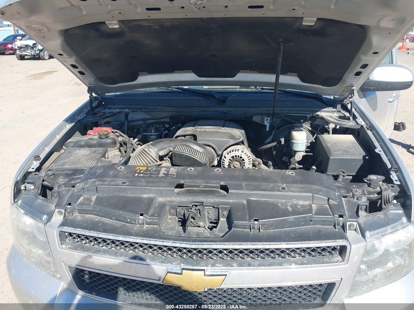 2013 CHEVROLET TAHOE LT - 1GNSKBE09DR316755