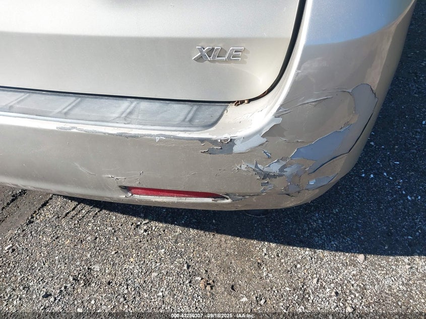 2015 TOYOTA SIENNA XLE 8 PASSENGER - 5TDYK3DC9FS579966