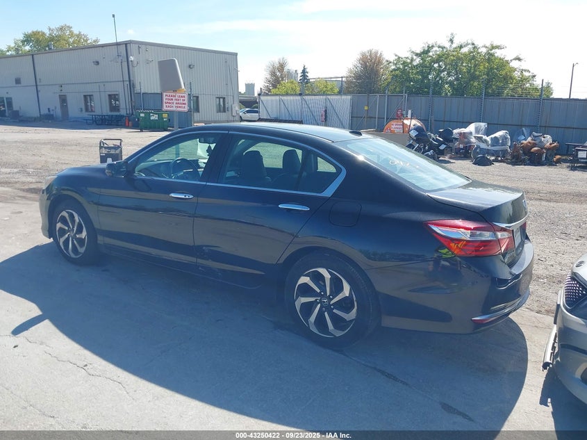 1HGCR2F8XHA133674 2017 HONDA ACCORD photo no. 3