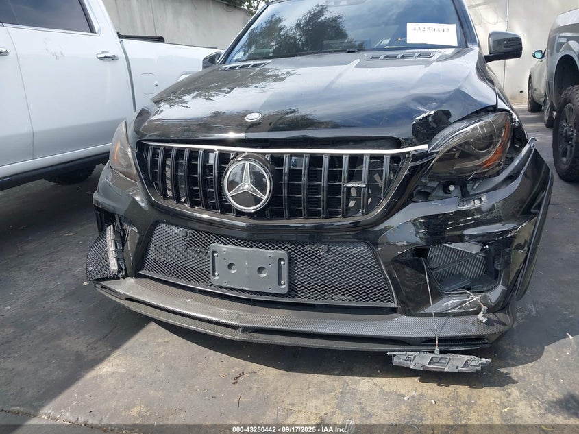 2013 MERCEDES-BENZ ML 63 AMG 4MATIC 4JGDA7EB7DA110203