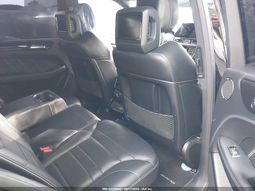 2013 MERCEDES-BENZ ML 63 AMG 4MATIC 4JGDA7EB7DA110203