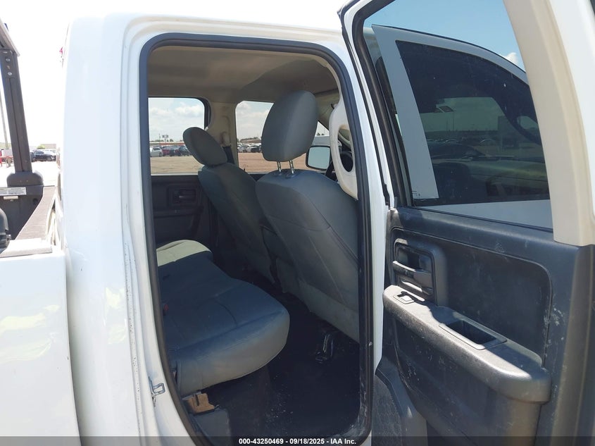 2017 RAM 1500 TRADESMAN  4X2 6'4 BOX - 1C6RR6FT0HS500605