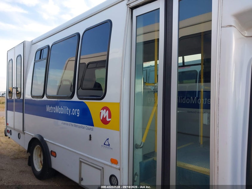 2019 Ford E-450 Cutaway VIN: 1FDFE4FS1KDC56165 Lot: 43250538