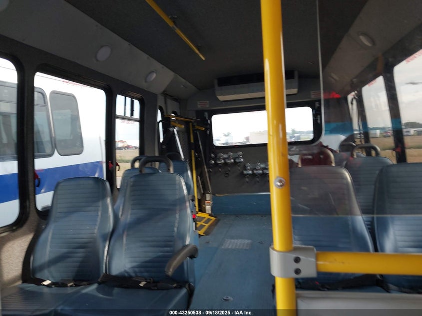 2019 Ford E-450 Cutaway VIN: 1FDFE4FS1KDC56165 Lot: 43250538