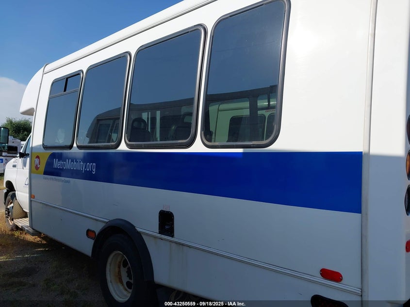 2019 Ford E-450 Cutaway VIN: 1FDFE4FSXKDC56679 Lot: 43250559