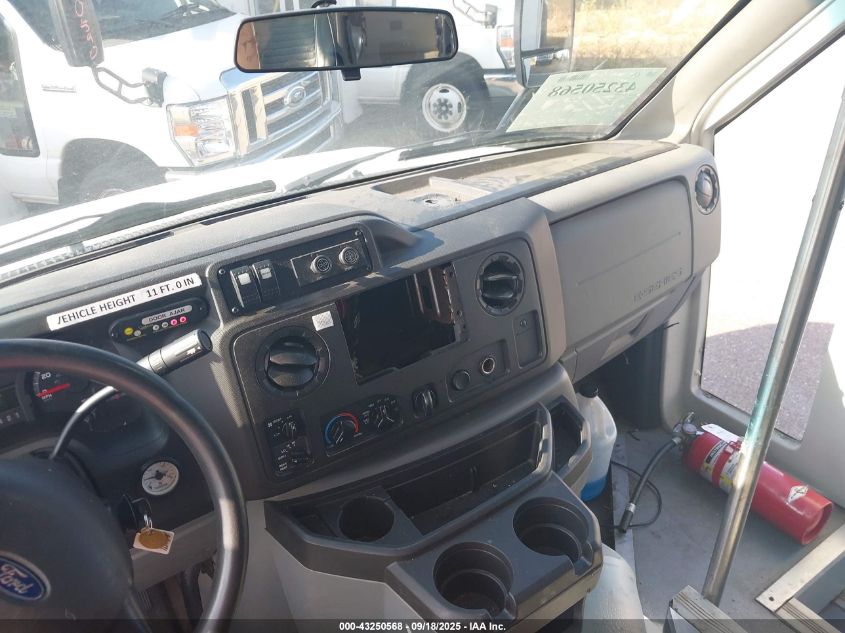 2018 Ford E-450 Cutaway VIN: 1FDFE4FS1JDC34634 Lot: 43250568