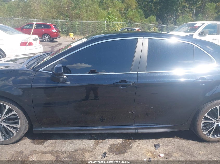 2020 TOYOTA CAMRY SE - 4T1G11AKXLU510527