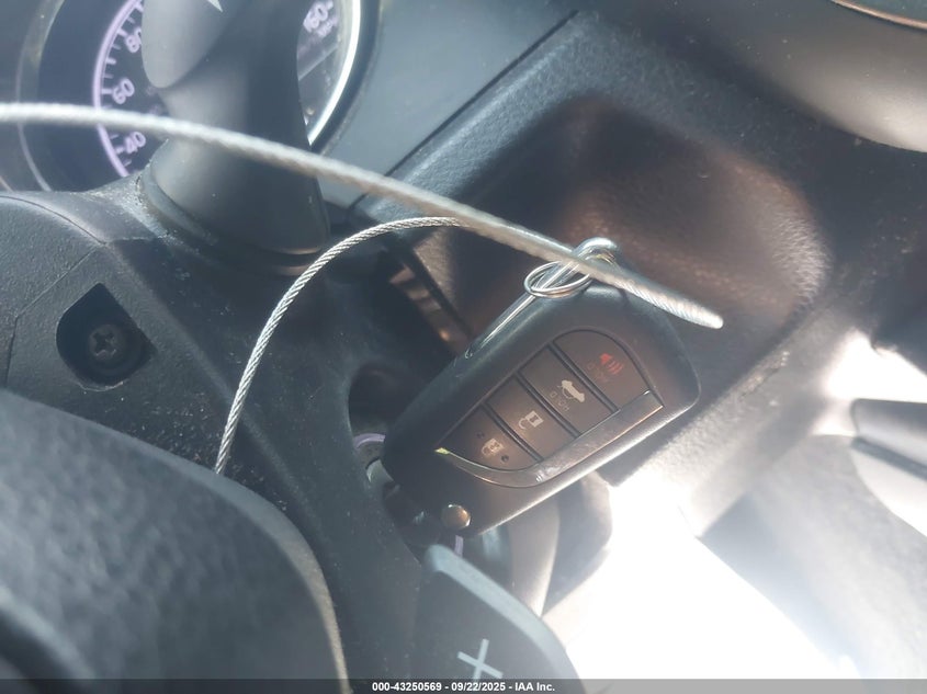 2020 TOYOTA CAMRY SE - 4T1G11AKXLU510527