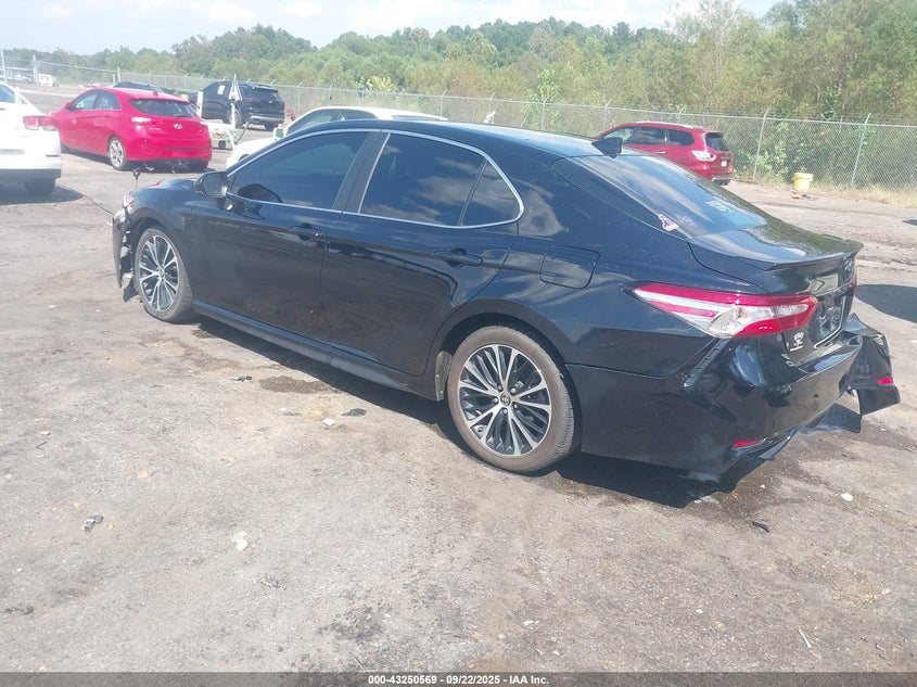 2020 TOYOTA CAMRY SE - 4T1G11AKXLU510527
