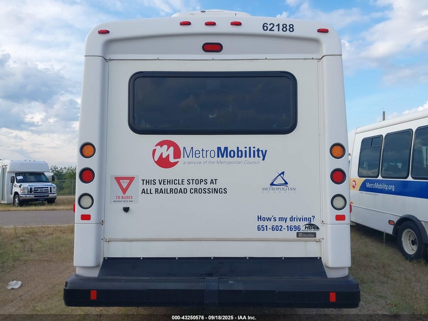 2018 Ford E-450 Cutaway VIN: 1FDFE4FS7JDC37909 Lot: 43250576