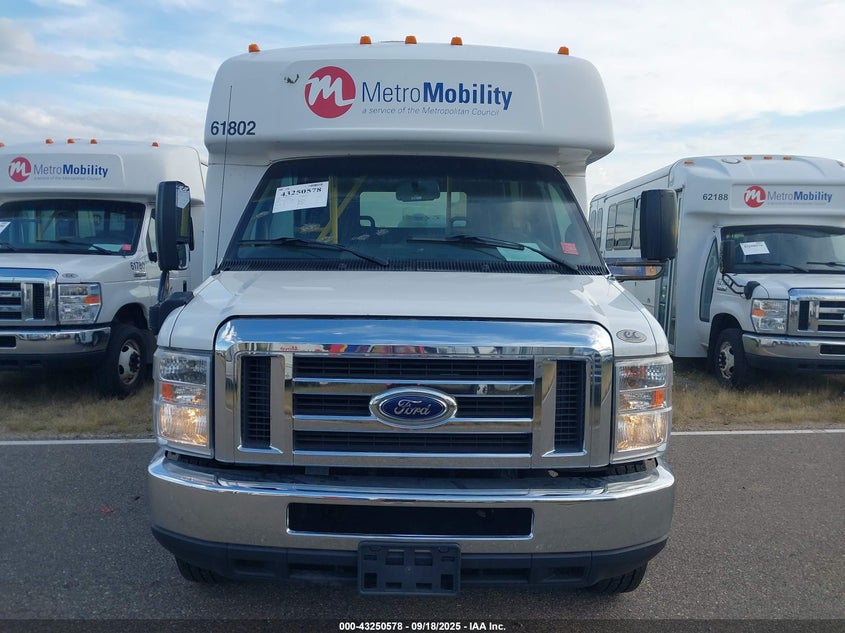 2019 Ford E-450 Cutaway VIN: 1FDFE4FS6KDC56176 Lot: 43250578