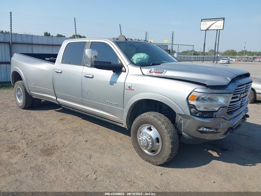 2022 Ram 3500 Laramie 4X4 8' Box