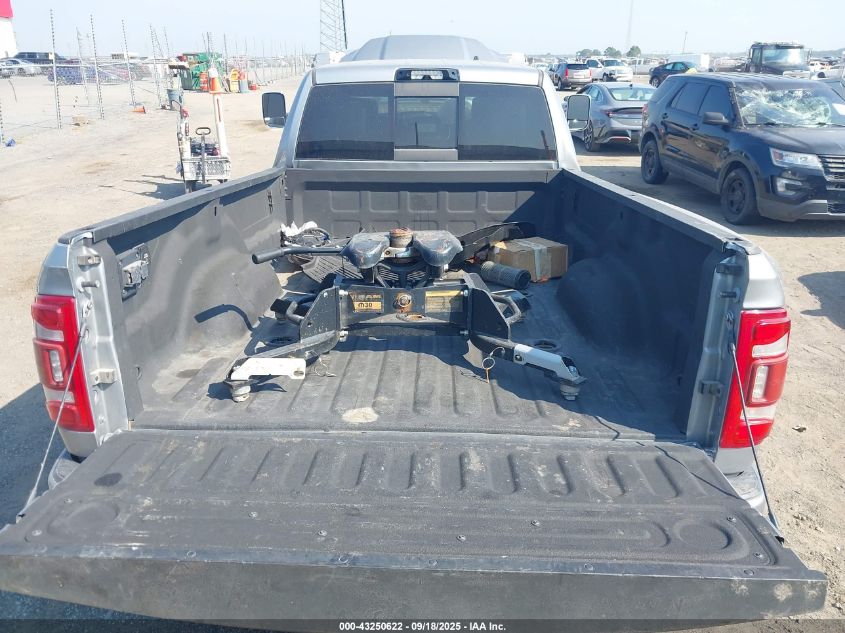 2022 Ram 3500 Laramie 4X4 8' Box VIN: 3C63RRJL5NG113310 Lot: 43250622