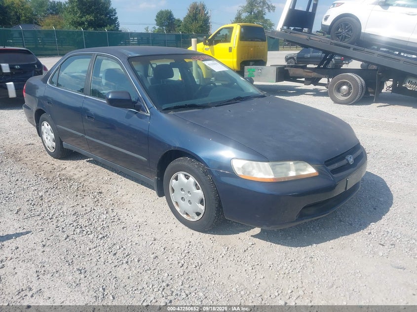 2000 Honda Accord 2.3 Lx blue sedan gasoline 1HGCG5649YA135940 photo #1