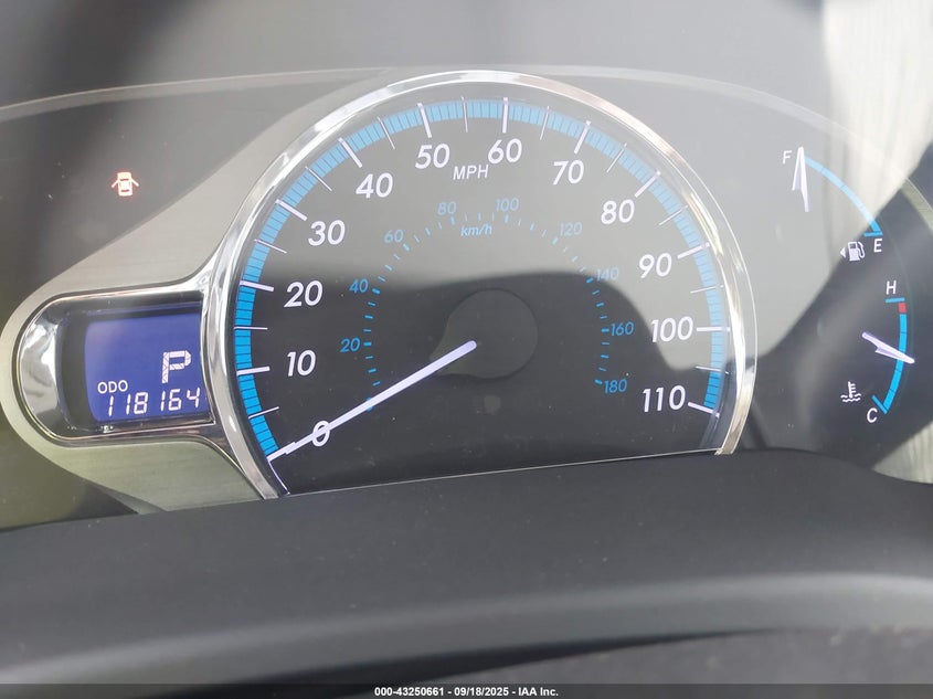 2011 Toyota Sienna Xle V6/Xle V6 Auto Access Seat VIN: 5TDYK3DC0BS120366 Lot: 43250661