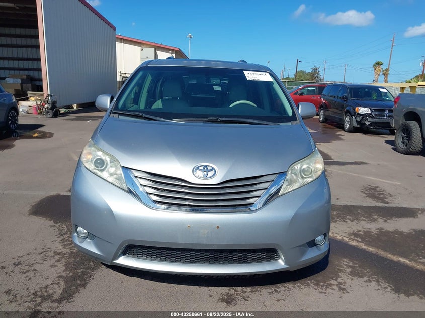 2011 Toyota Sienna Xle V6/Xle V6 Auto Access Seat VIN: 5TDYK3DC0BS120366 Lot: 43250661