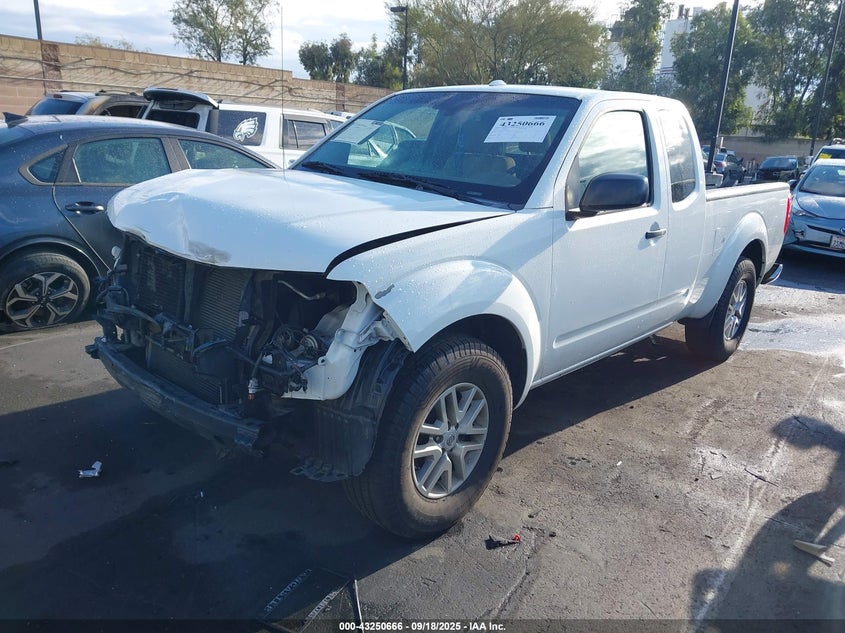 2015 NISSAN FRONTIER SV-I4 - 1N6BD0CT9FN732140