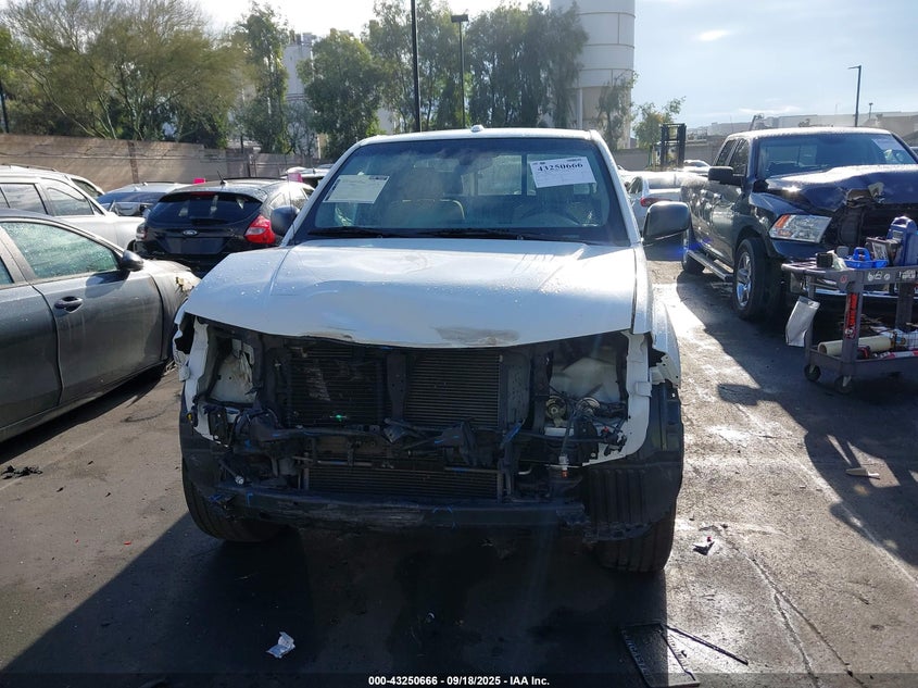 2015 NISSAN FRONTIER SV-I4 - 1N6BD0CT9FN732140