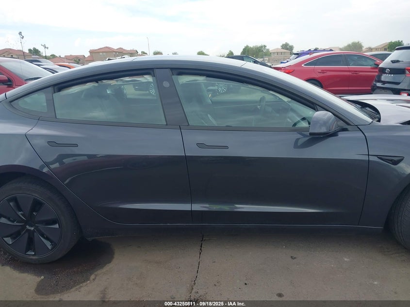 2025 Tesla Model 3 Long Range Rear-Wheel Drive VIN: 5YJ3E1EA1SF916213 Lot: 43250811