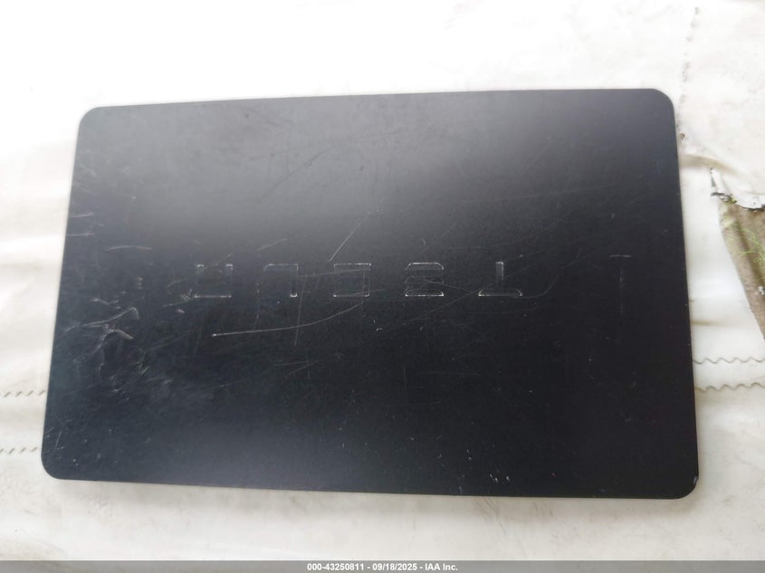 2025 Tesla Model 3 Long Range Rear-Wheel Drive VIN: 5YJ3E1EA1SF916213 Lot: 43250811