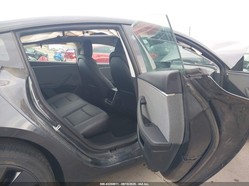 2025 Tesla Model 3 Long Range Rear-Wheel Drive VIN: 5YJ3E1EA1SF916213 Lot: 43250811