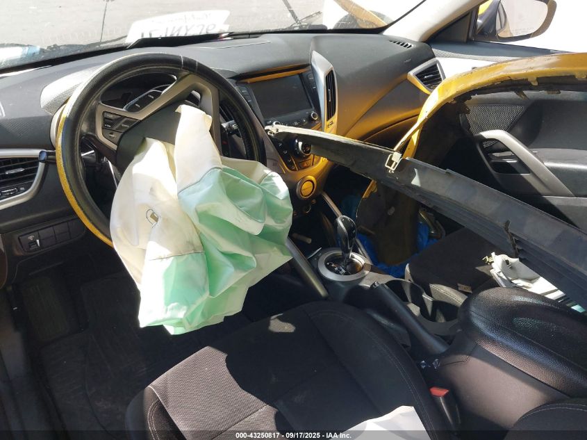 2017 Hyundai Veloster VIN: KMHTC6AD9HU308325 Lot: 43250817